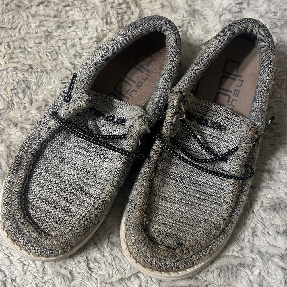 Hey Dude boys Textured Gray Loafers